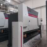 مكبس ثني جديد DENER XL 3020×135 طن Esa 875 بـ 6 محاور