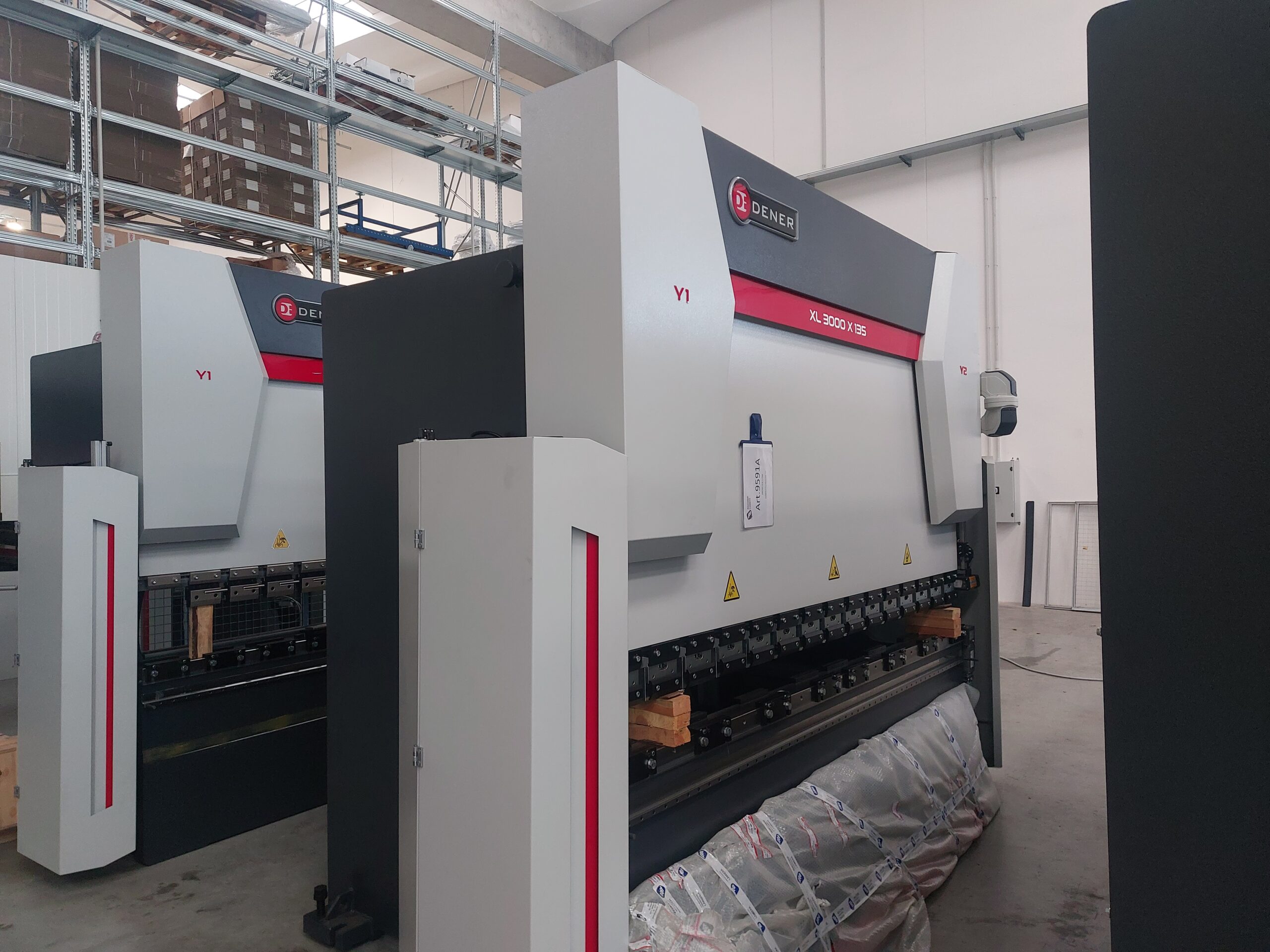 Pressa Piegetrice Nuova DENER XL 3020×135 Ton Esa 875 nr.6 Assi