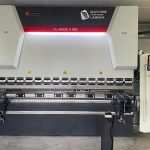 Pressa Piegatrice idraulica XL 3000×135 Ton CNC Esa 875 Nr.6 Assi Controllati: Y1-Y2-X-R-Z1-Z2
