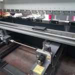 ضغط هيدروليكي XL 3020×100 طن CNC Esa 875 Nr.4 محاور متحكم بها: Y1-Y2-X-R