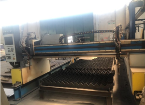 قطع الأكسجين 6000×2500 مم 2 قنوات سمك أقصى 150 مم