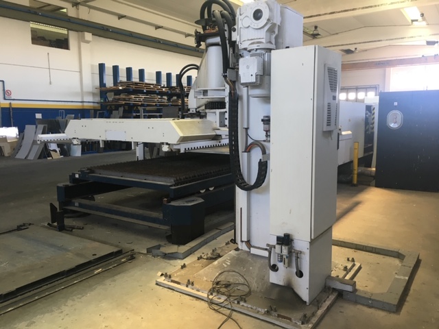 LiftMaster Trumpf 4000×2000 mm