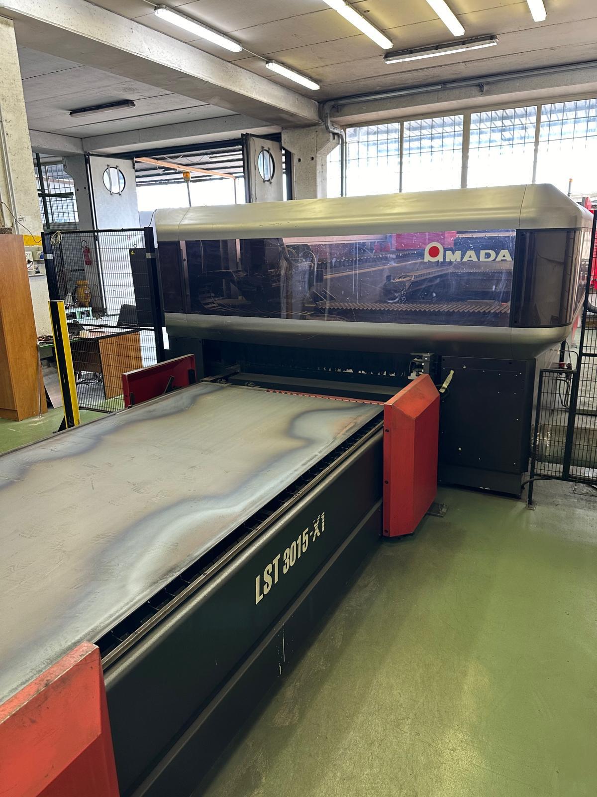 Taglio Laser a CO2 Amada mod LC 3015 XI NT – 1500×3000 mm Potenza 4000w