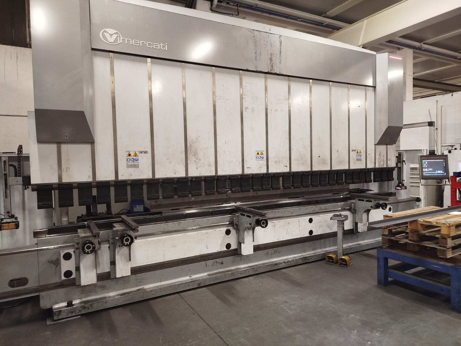 Pressa Piegatrice Idraulica Vimercati 6000×250 ton