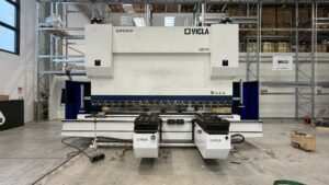 Pressa Piegatrice Idraulica Vicla 4100×320 Ton CNC Esa nr.6 Assi